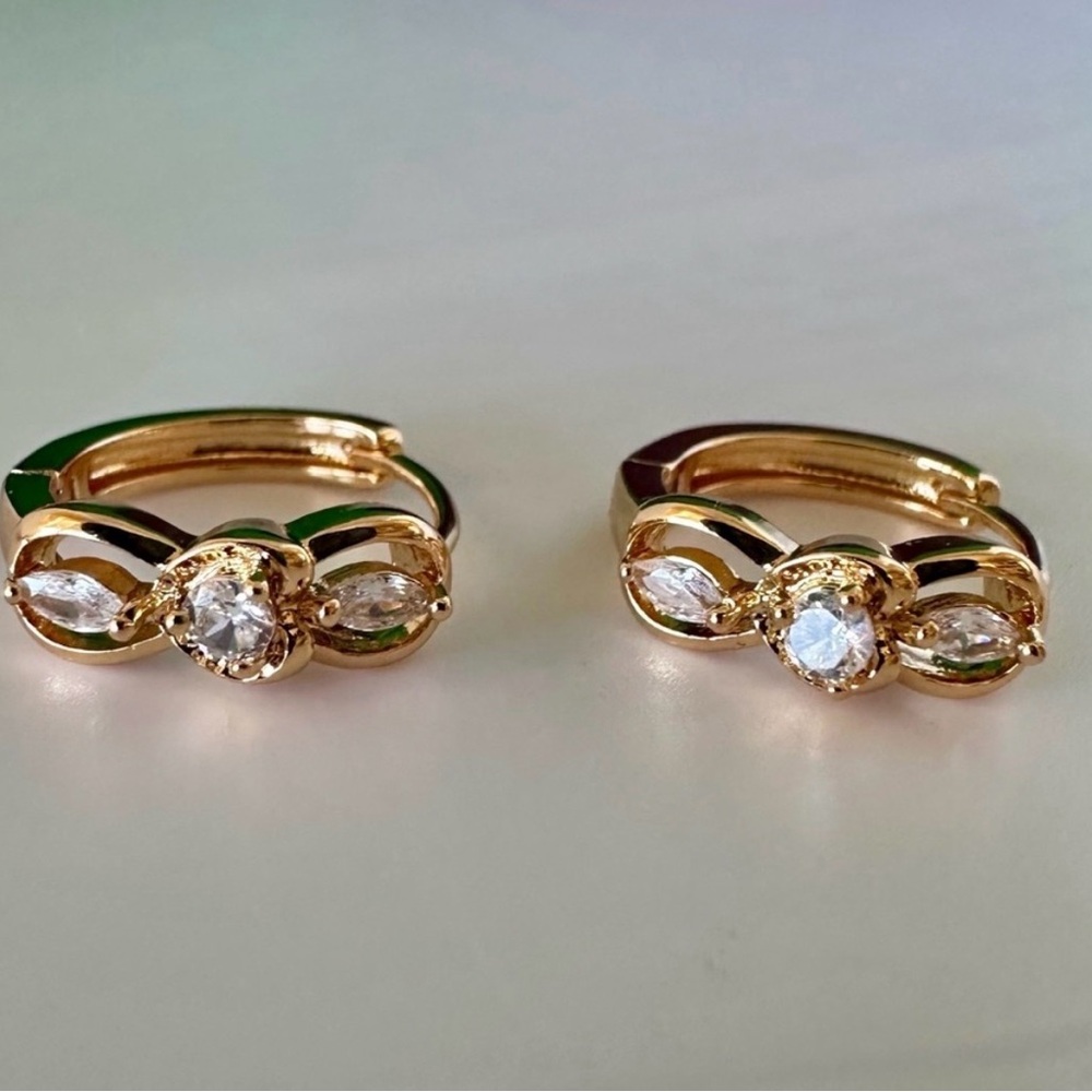 18K Gold Bow Hoop Earrings – CZ Sparkle Hypoallergenic Plated NWT